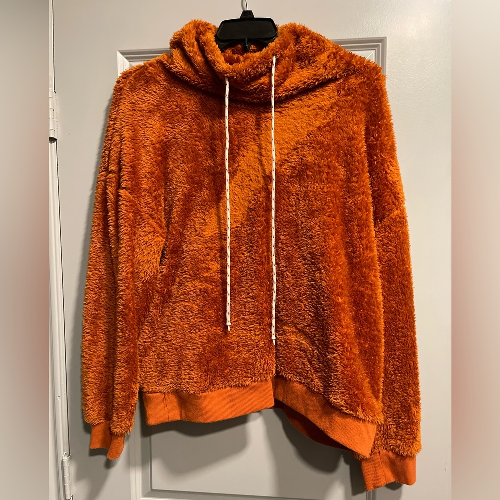 Warm & cozy unisex sweater